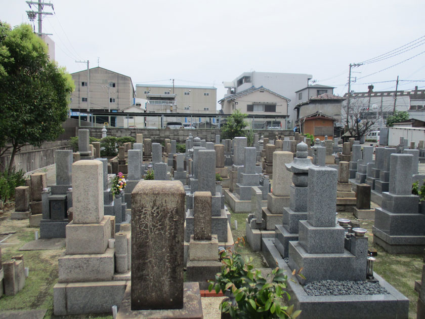 大阪市西成区にあるお墓、津守斎場墓地