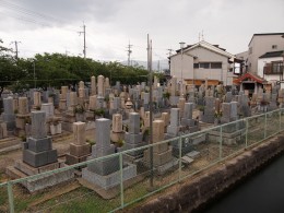 三島墓地（東大阪市）