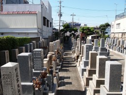 足代墓地（東大阪市）