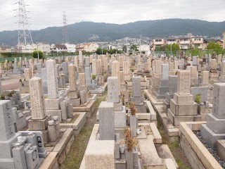 植付芝墓地（東大阪市）