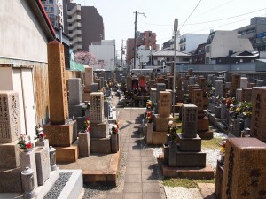 大阪市城東区にあるお墓、関目墓地
