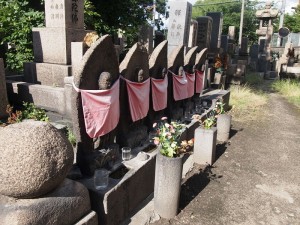 大阪市東成区にあるお墓、中道墓地