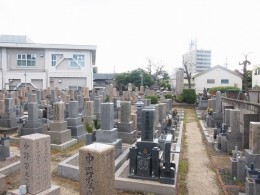 大阪市東成区の大今里墓地