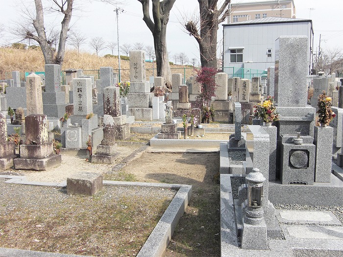 枚方市にあるお墓、岡・新町共同墓地