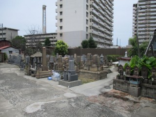津守斎場墓地（大阪市西成区）